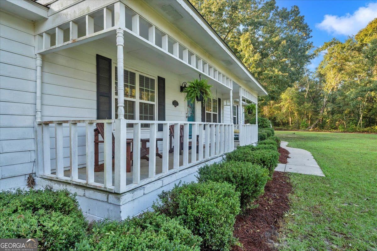 3 bedroom, 2 bathroom, 1,536 sq ft single family residence under contract at 2020 Dublin Eastman Road, Dexter, GA 31019 — photo 5