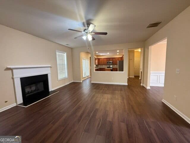 5 bedroom, 2.5 bathroom, 3,023 sq ft single family residence for rent at 817 Brampton Way, Locust Grove, GA 30248 for $3,000 a month — photo 7