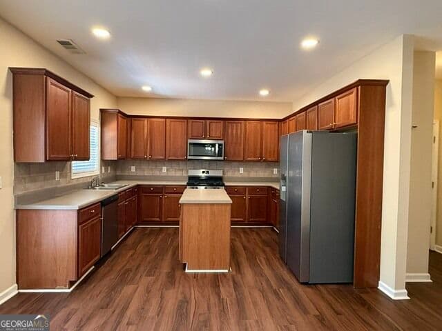 5 bedroom, 2.5 bathroom, 3,023 sq ft single family residence for rent at 817 Brampton Way, Locust Grove, GA 30248 for $3,000 a month — photo 10