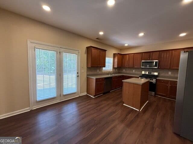 5 bedroom, 2.5 bathroom, 3,023 sq ft single family residence for rent at 817 Brampton Way, Locust Grove, GA 30248 for $3,000 a month — photo 8
