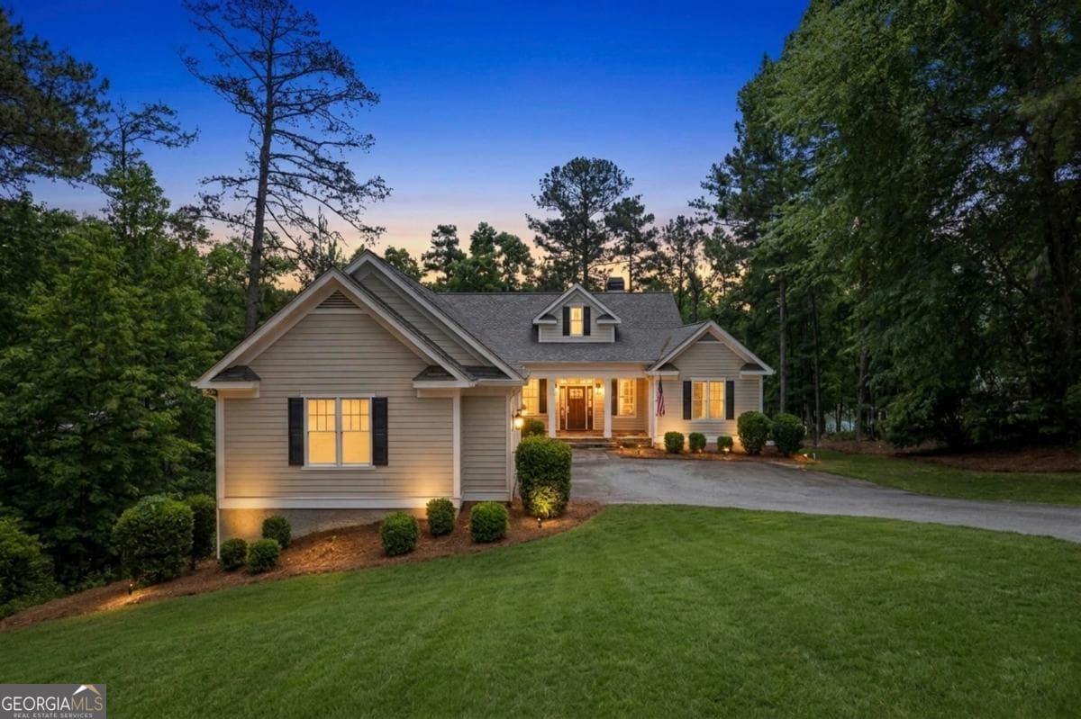 4 bedroom, 3.5 bathroom, 4,084 sq ft single family residence for sale at 1010 Hubies Way, Greensboro, GA 30642