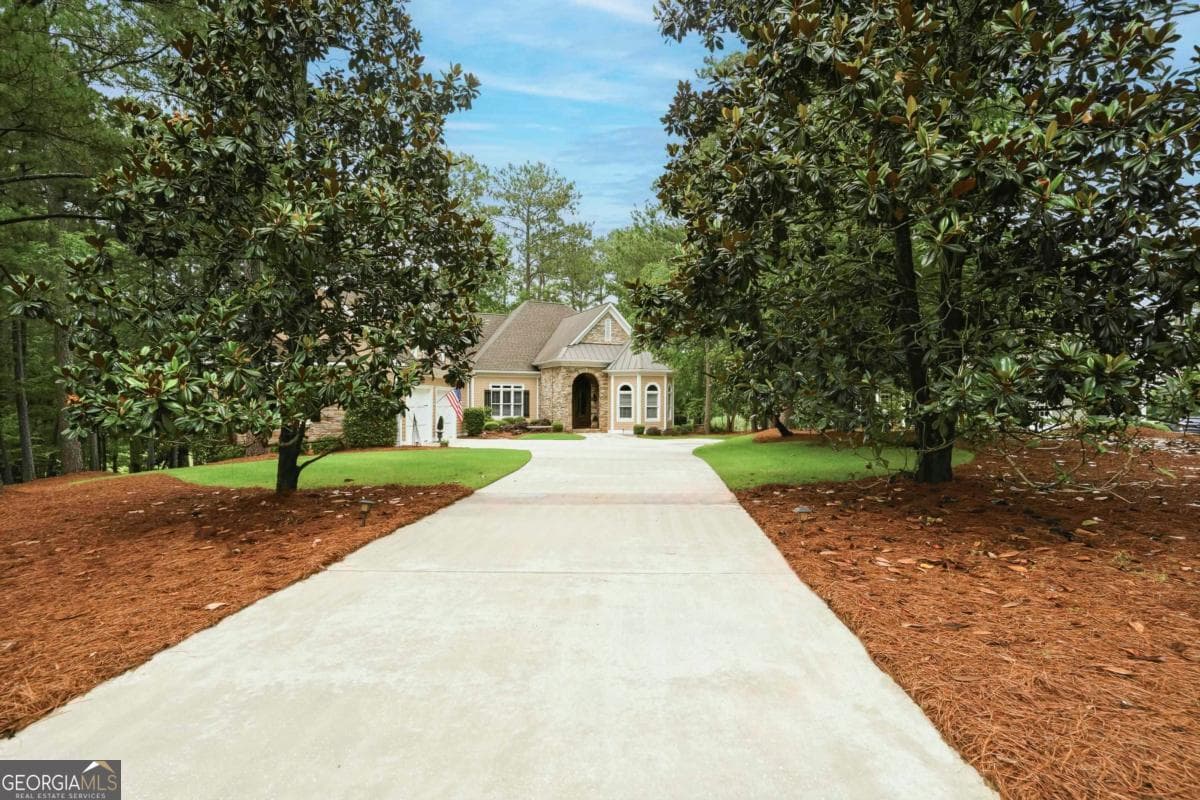 4 bedroom, 5 bathroom, 5,498 sq ft single family residence for sale at 1051 Cawthorne Lane, Greensboro, GA 30642 — photo 3