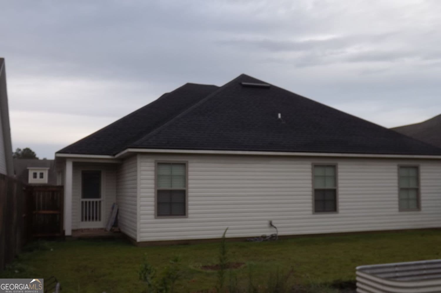 3 bedroom, 2 bathroom, 1,441 sq ft single family residence for sale at 612 Whitetail Lane, Tifton, GA 31794 — photo 2