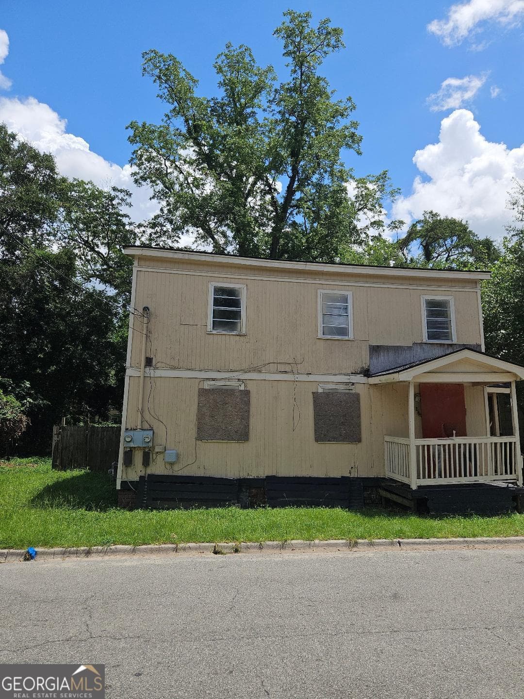 4 bedroom, 2 bathroom, 1,728 sq ft single family residence for sale at 2118 Harden Street, Savannah, GA 31415