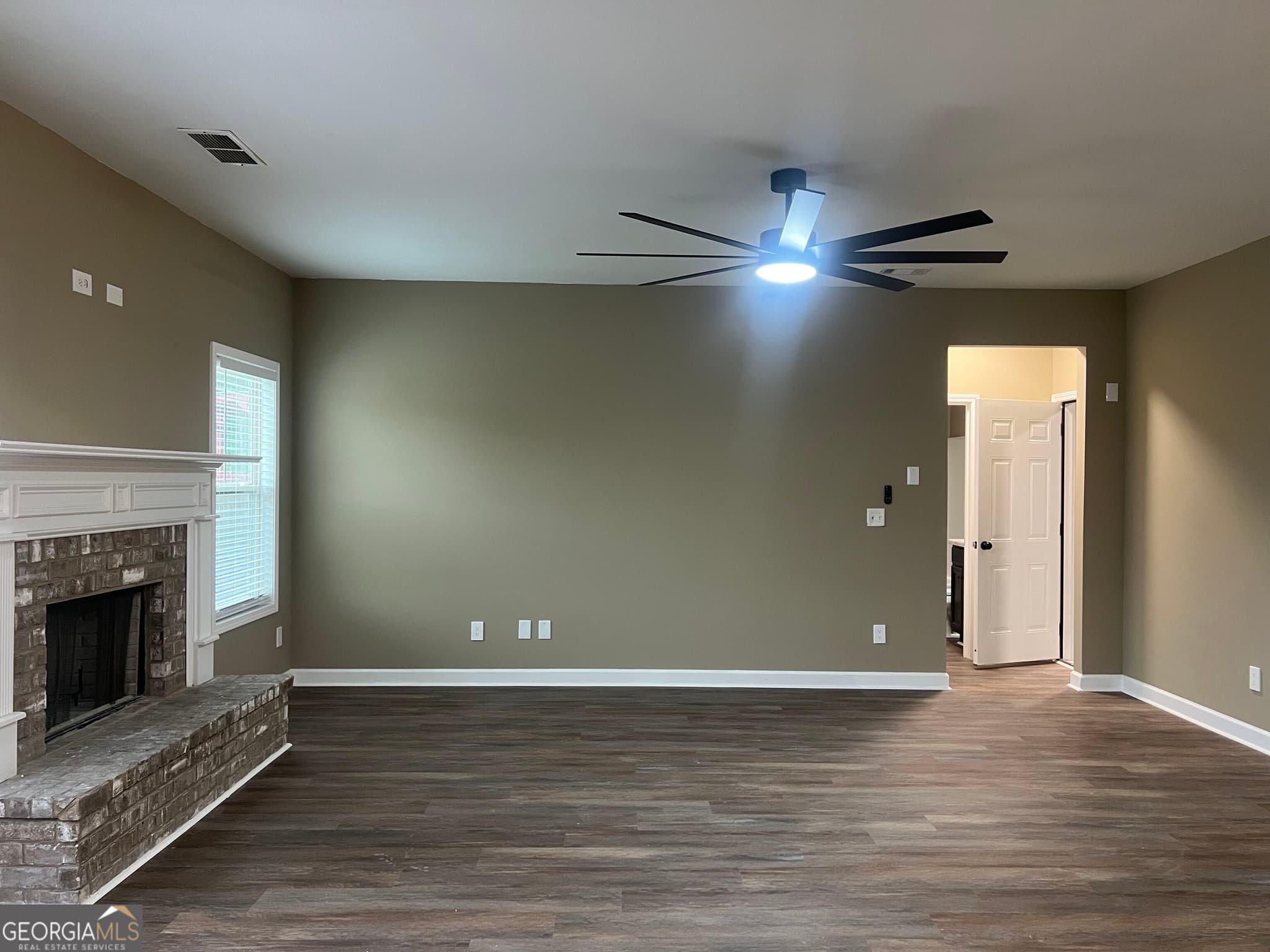 5 bedroom, 3 bathroom, 2,607 sq ft single family residence for sale at 6034 Prodigy Lane, Locust Grove, GA 30248 — photo 9