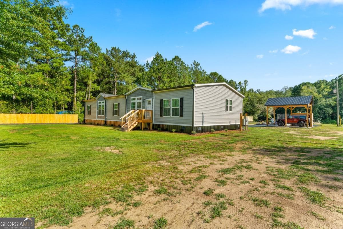 4 bedroom, 2 bathroom, 2,254 sq ft manufactured home,single family residence for sale at 302 Middleton Road, Guyton, GA 31312 — photo 3