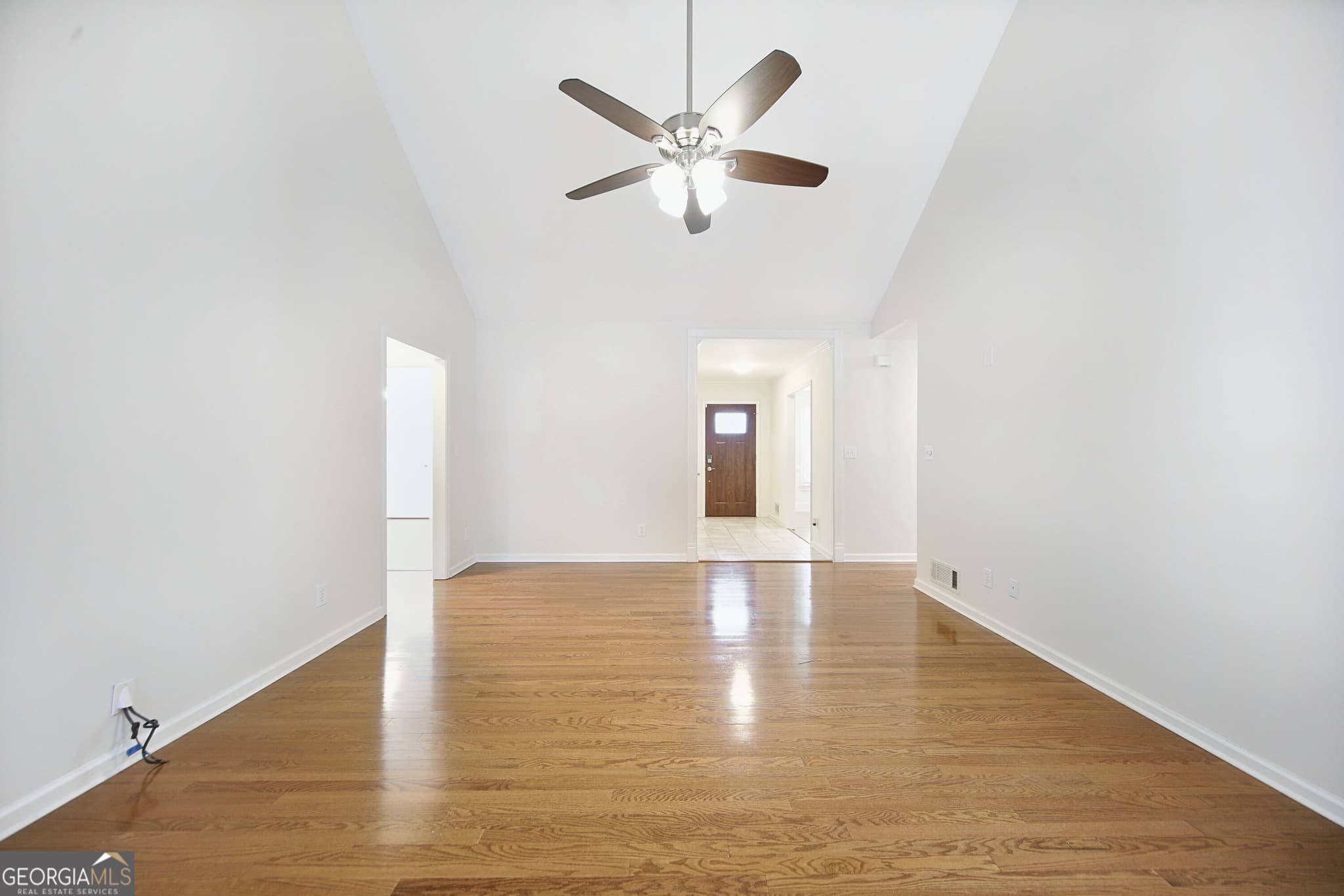 3 bedroom, 3 bathroom, 2,443 sq ft single family residence for sale at 3067 Hillsong Circle, Dacula, GA 30019 — photo 6