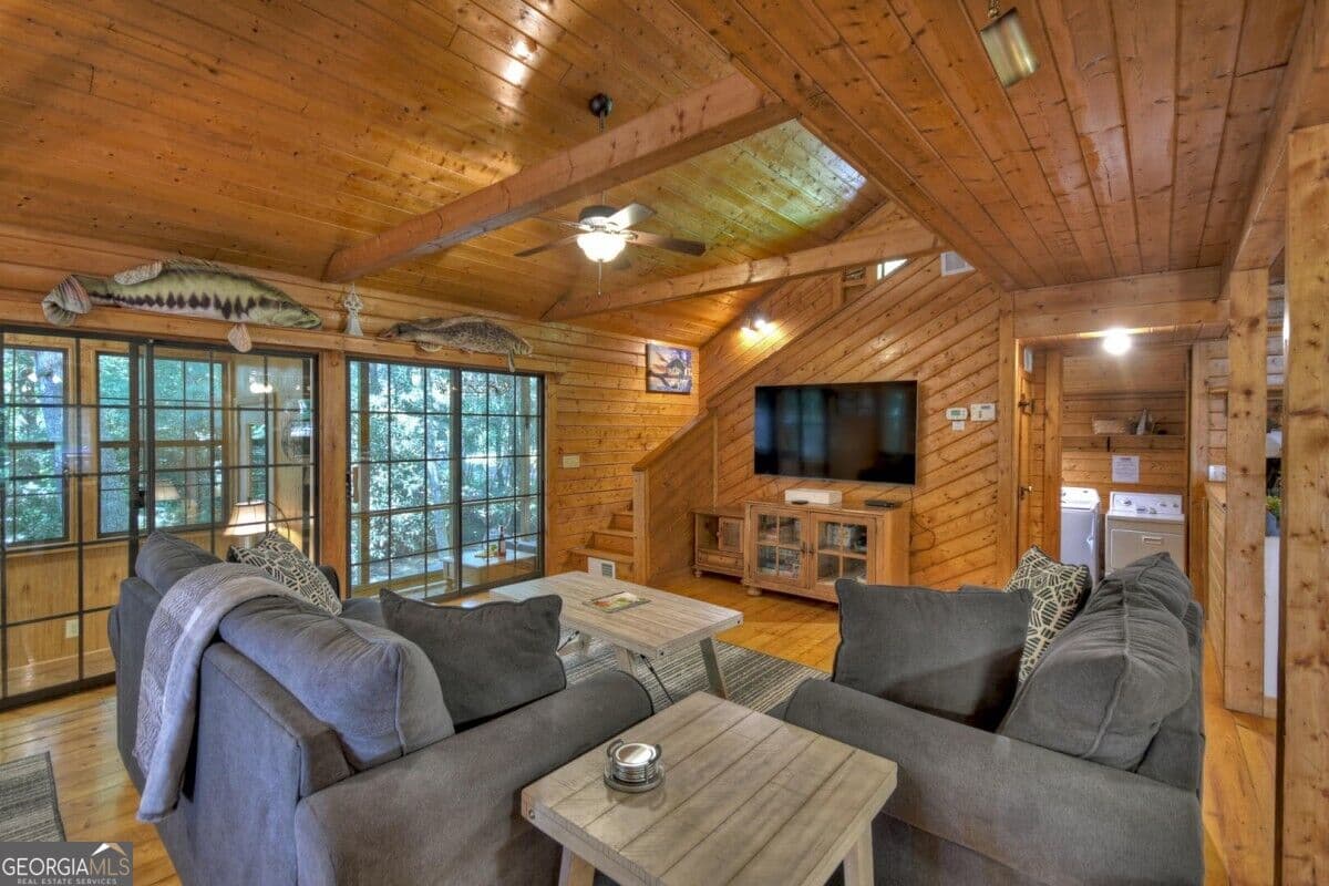 2 bedroom, 2 bathroom, 1,423 sq ft cabin,single family residence for sale at 5757 Old Bucktown Road, Ellijay, GA 30536 — photo 3