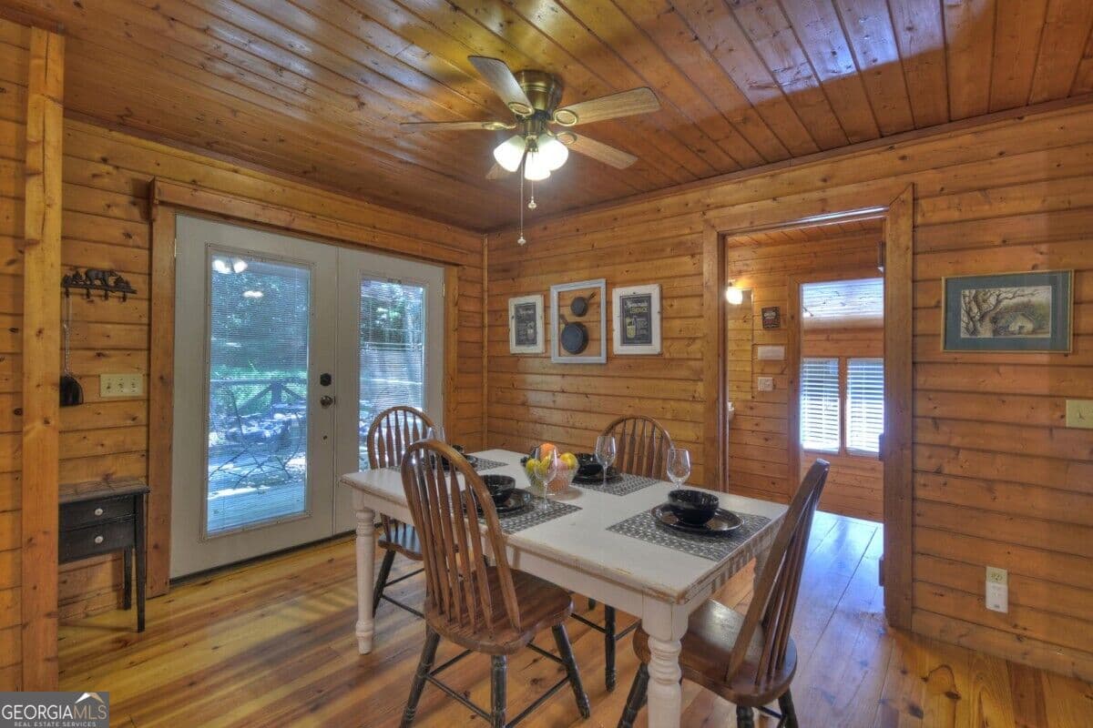 2 bedroom, 2 bathroom, 1,423 sq ft cabin,single family residence for sale at 5757 Old Bucktown Road, Ellijay, GA 30536 — photo 9