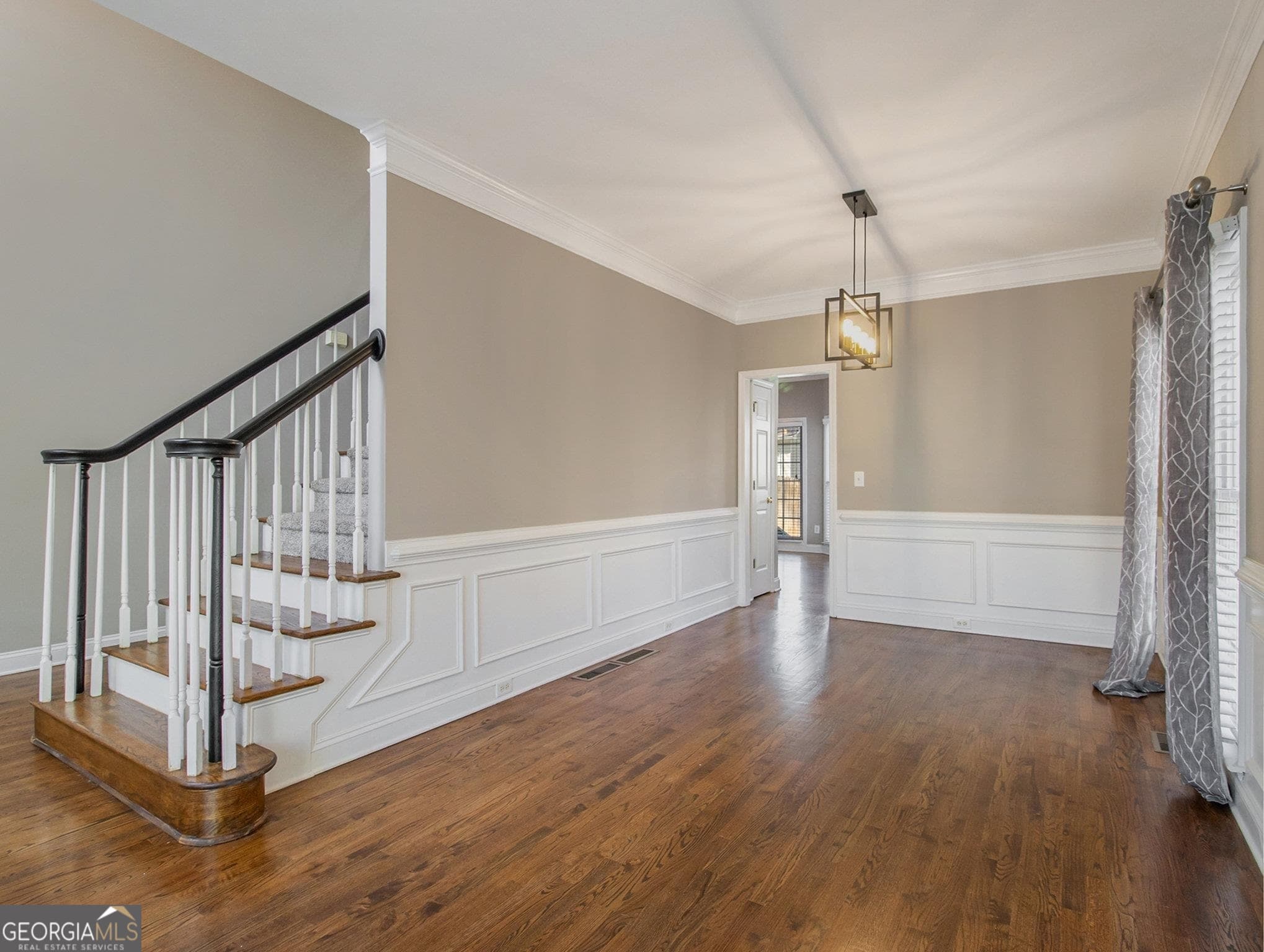 5 bedroom, 4 bathroom, 3,200 sq ft single family residence for rent at 2484 Emerald Ridge Court, Atlanta, GA 30345 for $3,750 a month — photo 6