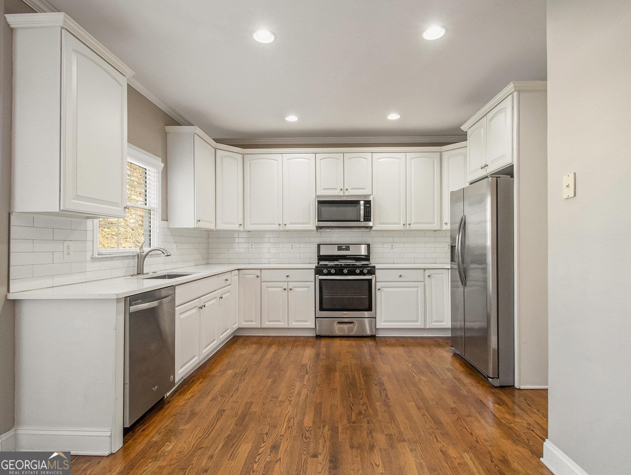5 bedroom, 4 bathroom, 3,200 sq ft single family residence for rent at 2484 Emerald Ridge Court, Atlanta, GA 30345 for $3,750 a month — photo 3