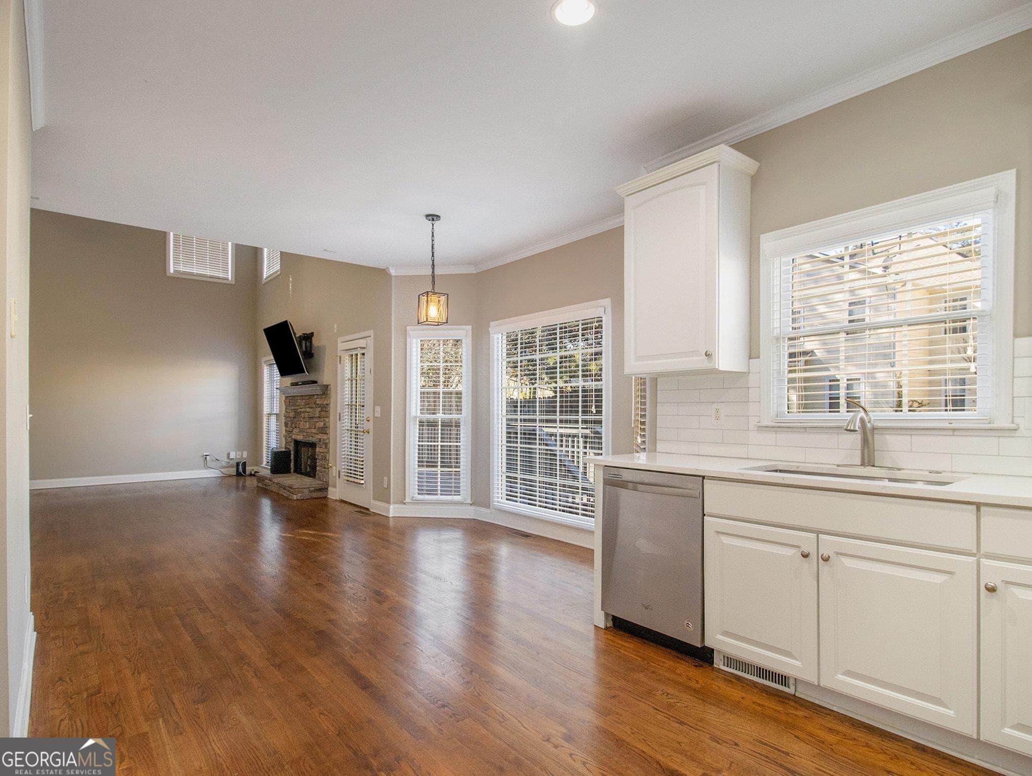 5 bedroom, 4 bathroom, 3,200 sq ft single family residence for rent at 2484 Emerald Ridge Court, Atlanta, GA 30345 for $3,750 a month — photo 8