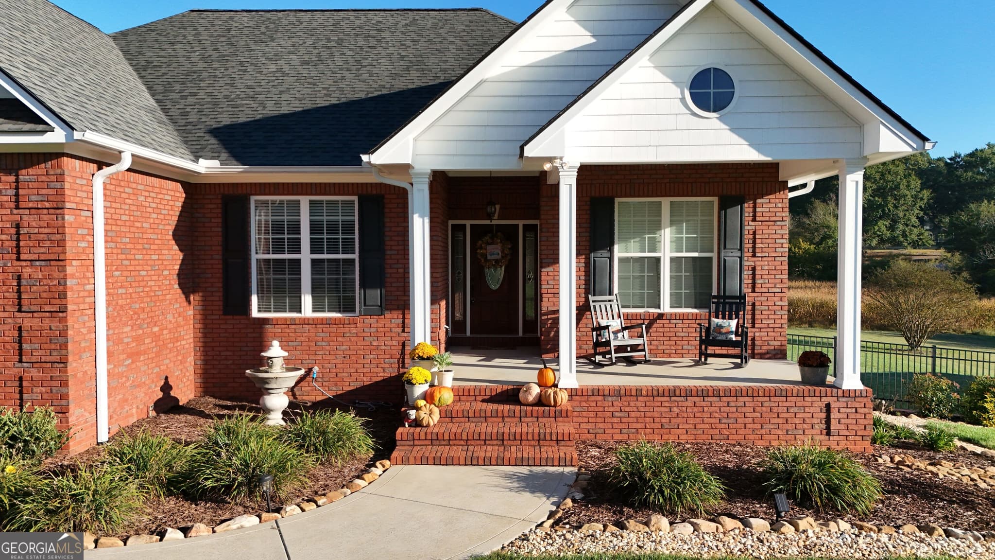 3 bedroom, 2 bathroom, 2,382 sq ft single family residence for sale at 174 Hampton Hills Lane, Cleveland, GA 30528 — photo 3