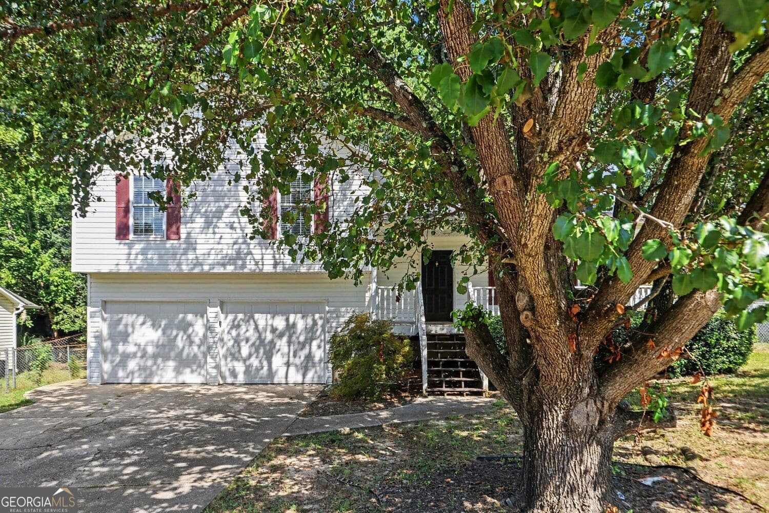 3 bedroom, 2 bathroom, 1,220 sq ft single family residence for sale at 303 Ivy Terrace Drive, Dallas, GA 30157 — photo 1 of 19