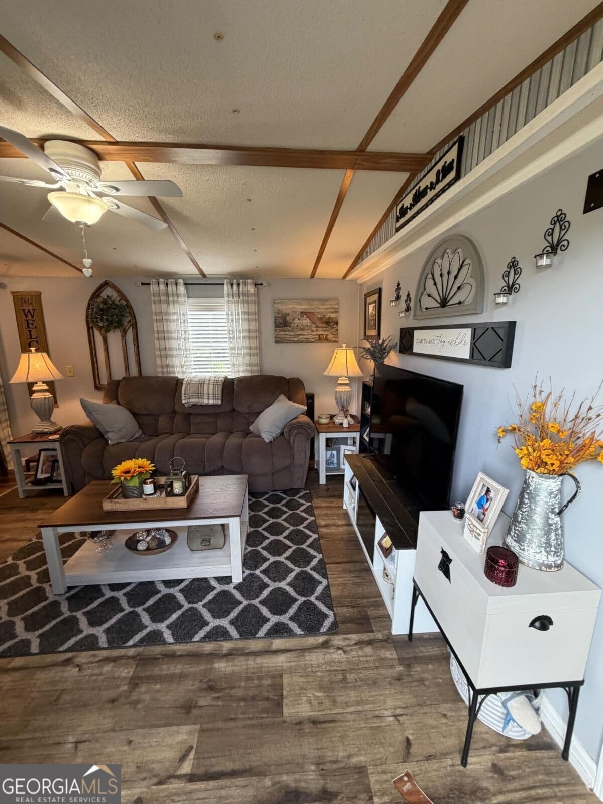 2 bedroom, 1 bathroom, 756 sq ft single family residence under contract at 1675 N Hwy 19, Glenwood, GA 30428 — photo 3