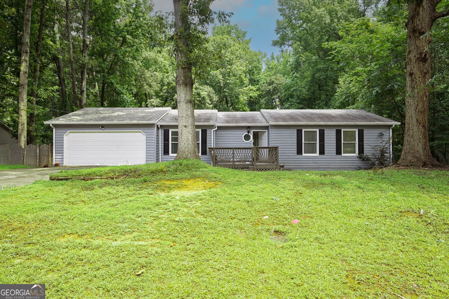3 bedroom, 2 bathroom, 2,882 sq ft single family residence for rent at 2100 Whitebluff Way, Buford, GA 30519 for $2,000 a month — photo 1 of 1
