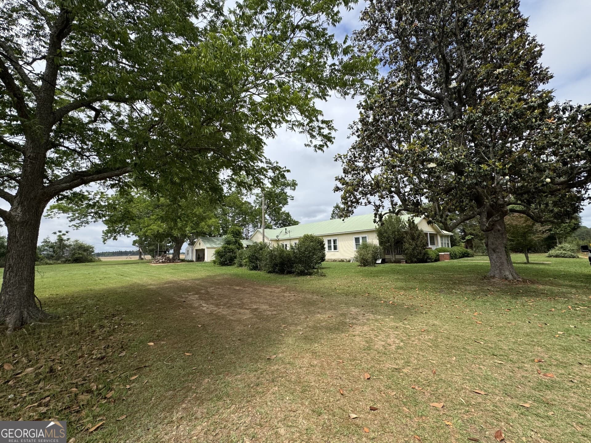 4 bedroom, 3 bathroom, 3,645 sq ft single family residence for sale at 721 Jackie Hart Road, Statesboro, GA 30461 — photo 4
