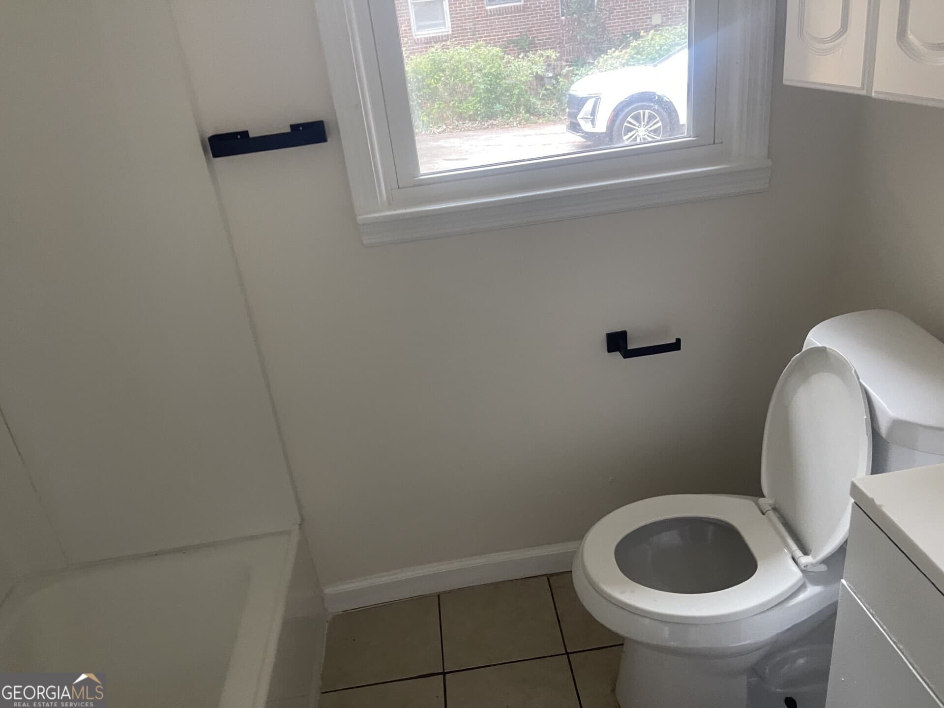 4 bedroom, 2 bathroom, 1,616 sq ft single family residence for sale at 1321 SNAPFINGER Road, Decatur, GA 30032 — photo 8