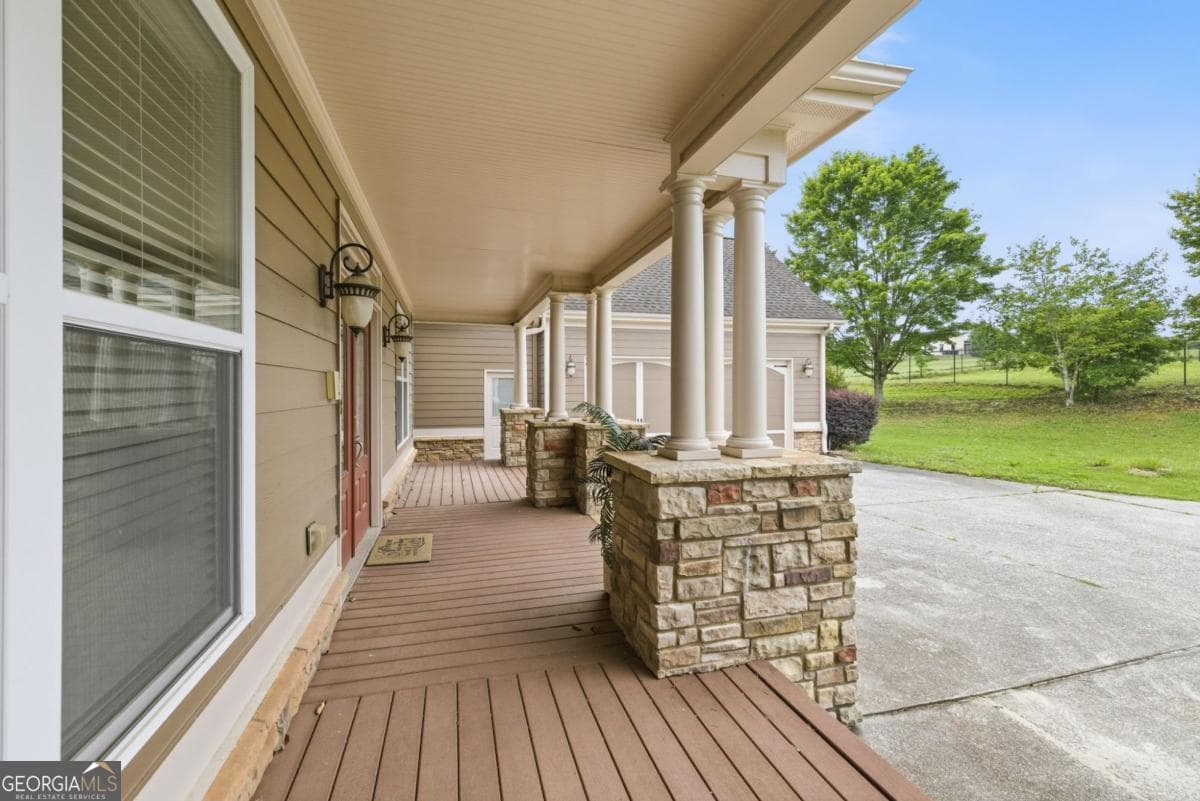 5 bedroom, 3.5 bathroom, 3,996 sq ft single family residence for sale at 1173 Dee Kennedy Road, Auburn, GA 30011 — photo 5
