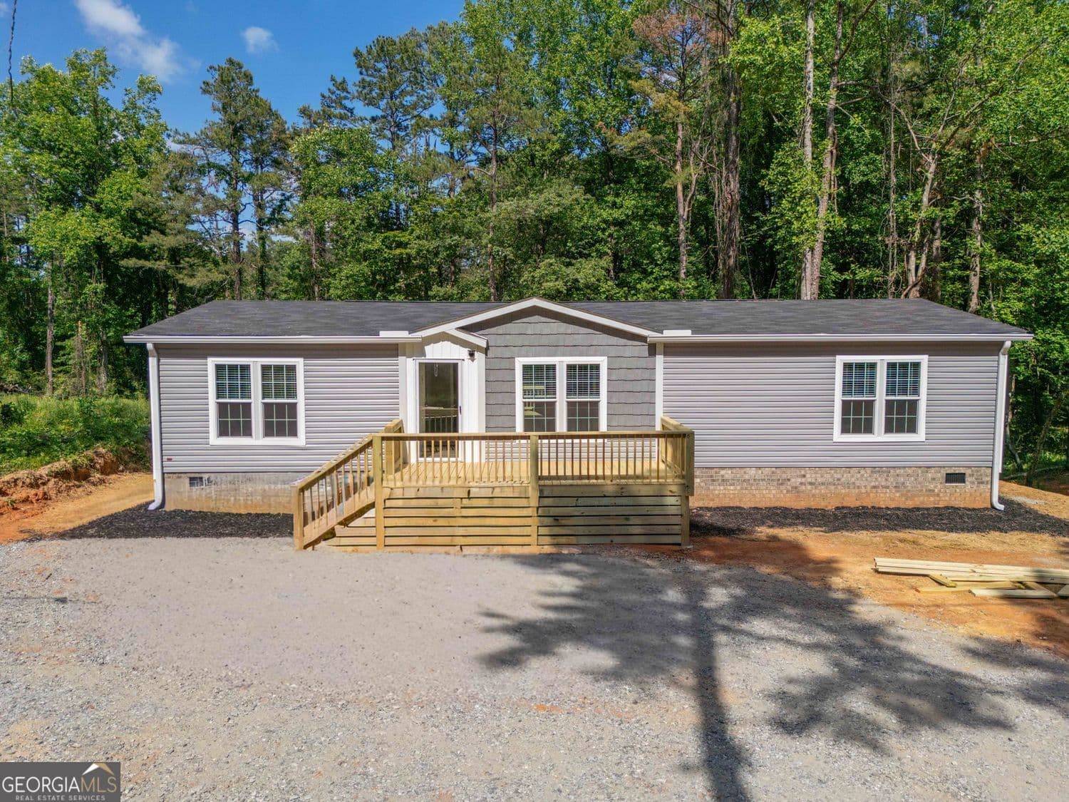 3 bedroom, 2 bathroom manufactured home,single family residence sold at 734 Hollywood Church Road, Clarkesville, GA 30523