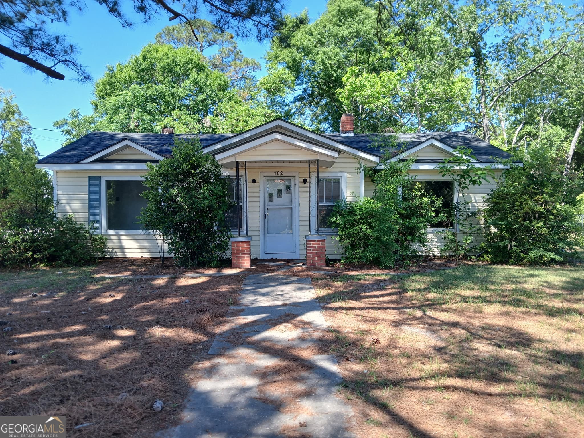 3 bedroom, 2 bathroom single family residence for sale at 702 N CHURCH, Alma, GA 31510