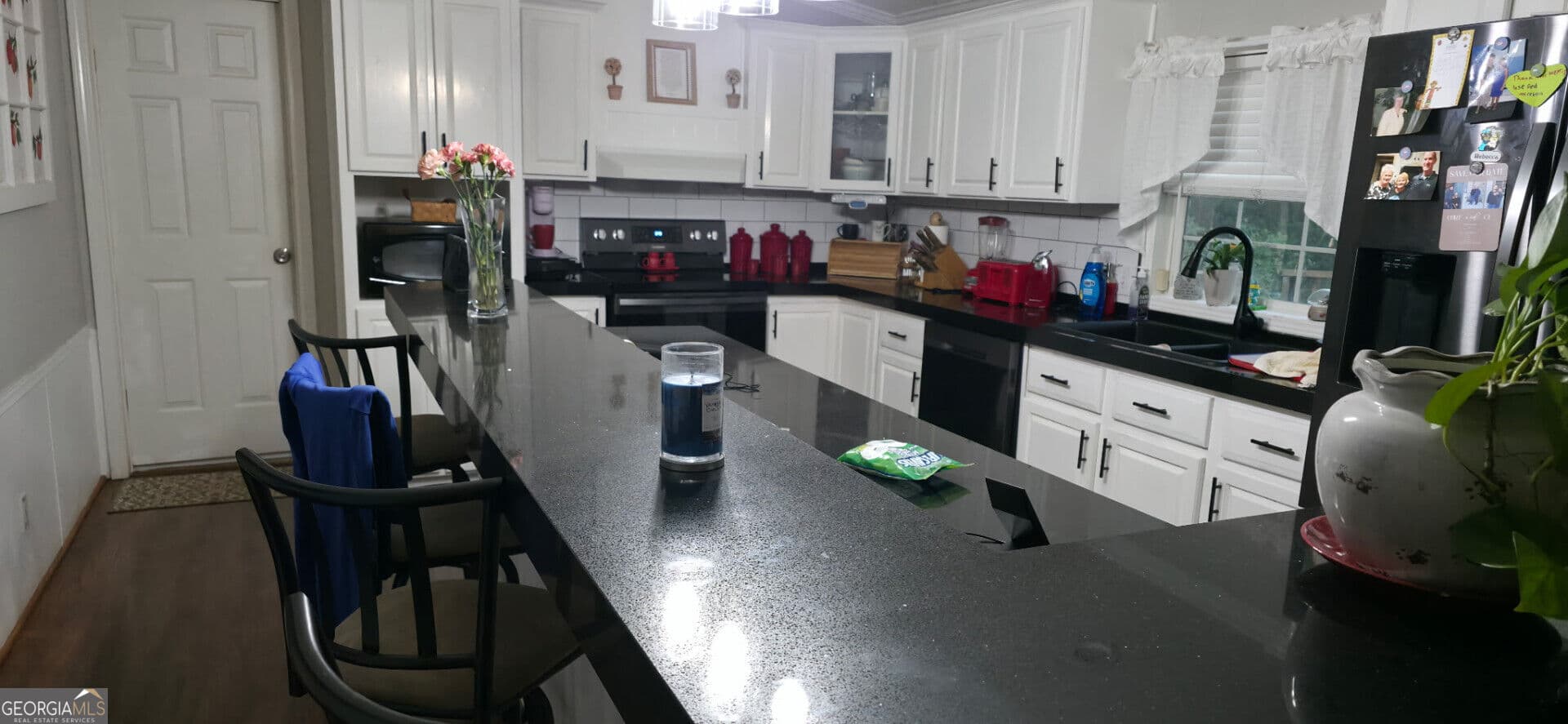 3 bedroom, 2 bathroom, 1,960 sq ft single family residence for sale at 15 Creekside Drive, Pendergrass, GA 30567 — photo 5