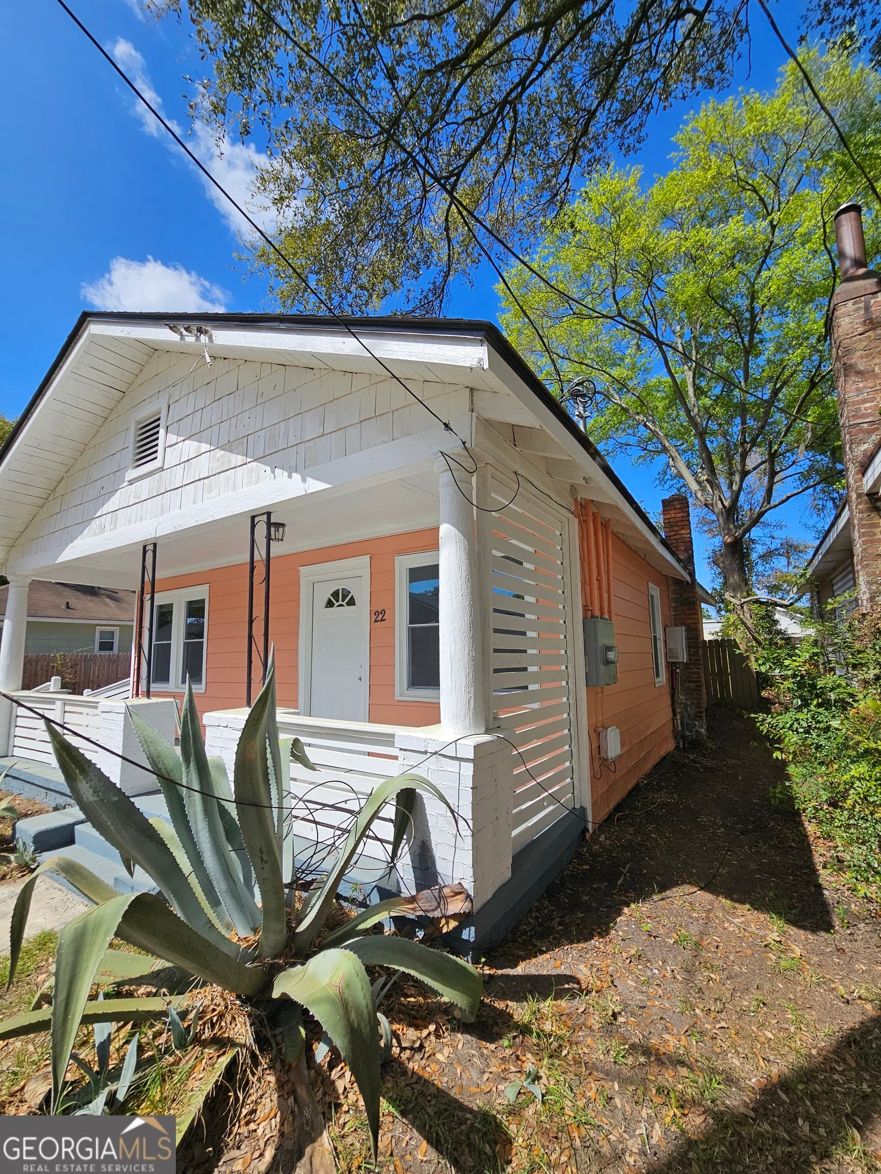 4 bedroom, 2 bathroom, 1,575 sq ft single family residence for sale at 22 W 59th Street, Savannah, GA 31405 — photo 3