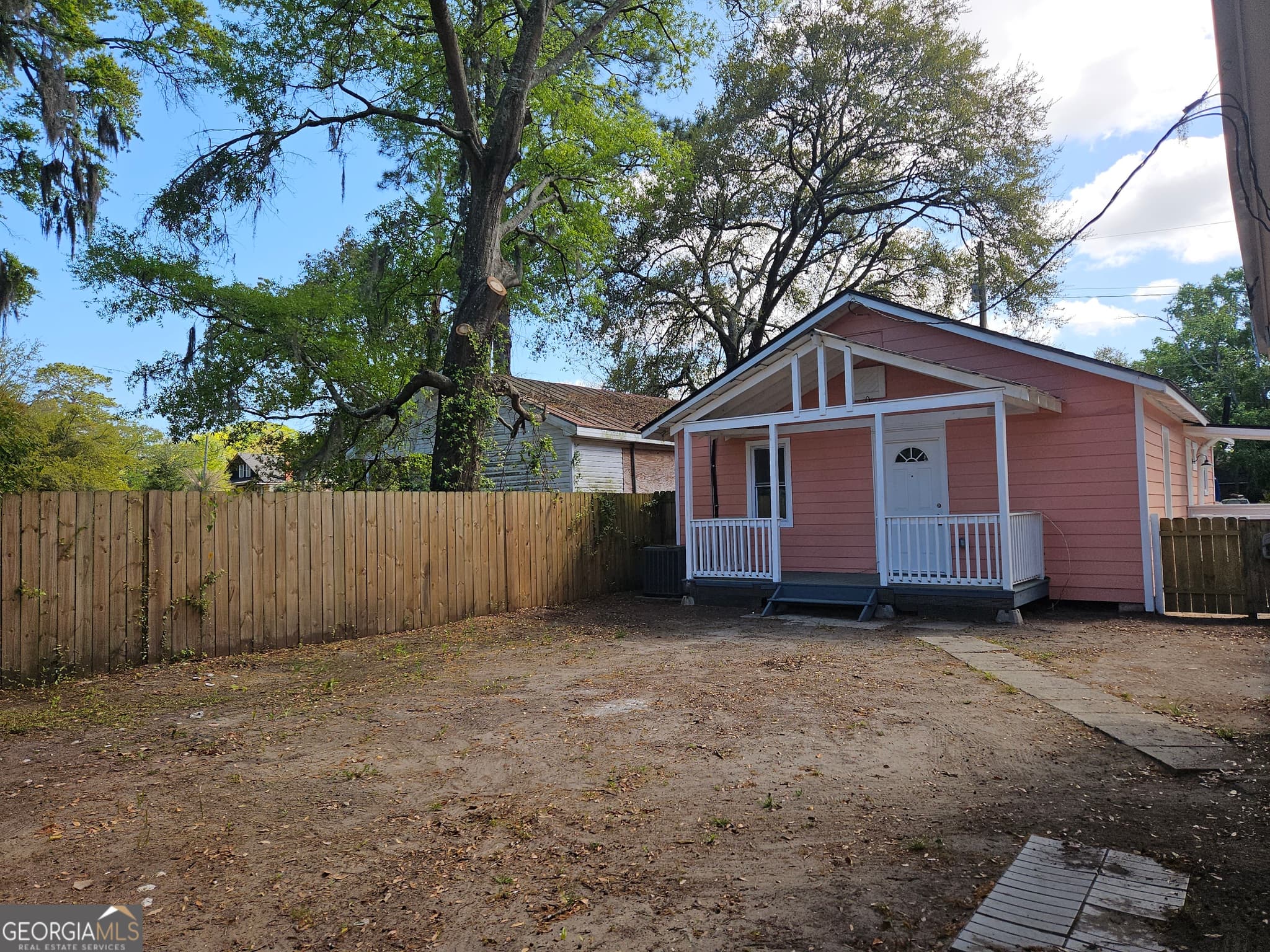 4 bedroom, 2 bathroom, 1,575 sq ft single family residence for sale at 22 W 59th Street, Savannah, GA 31405 — photo 9