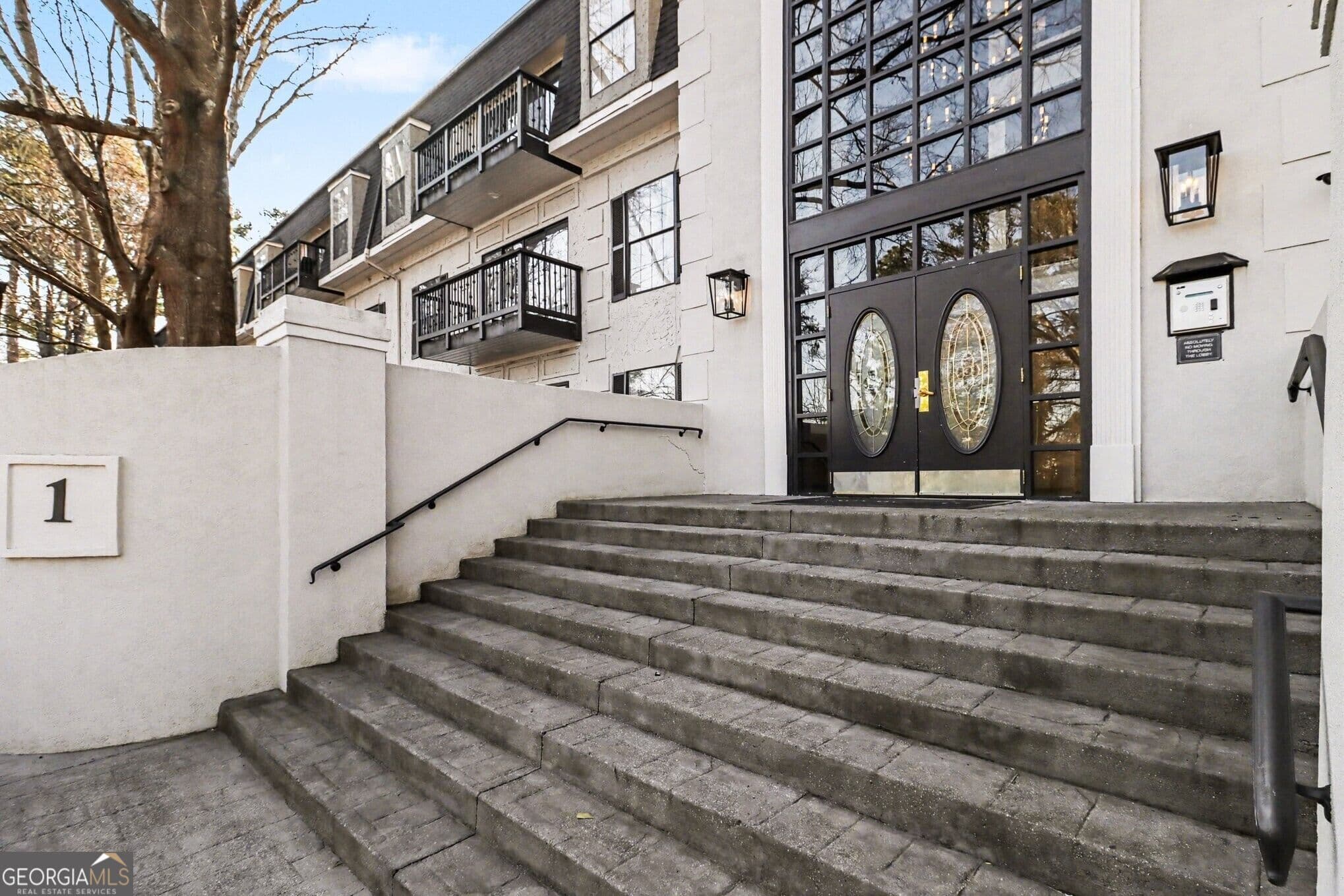 2 bedroom, 2 bathroom, 1,249 sq ft condominium for sale at 1202 Pine Heights Drive, Atlanta, GA 30324 — photo 10
