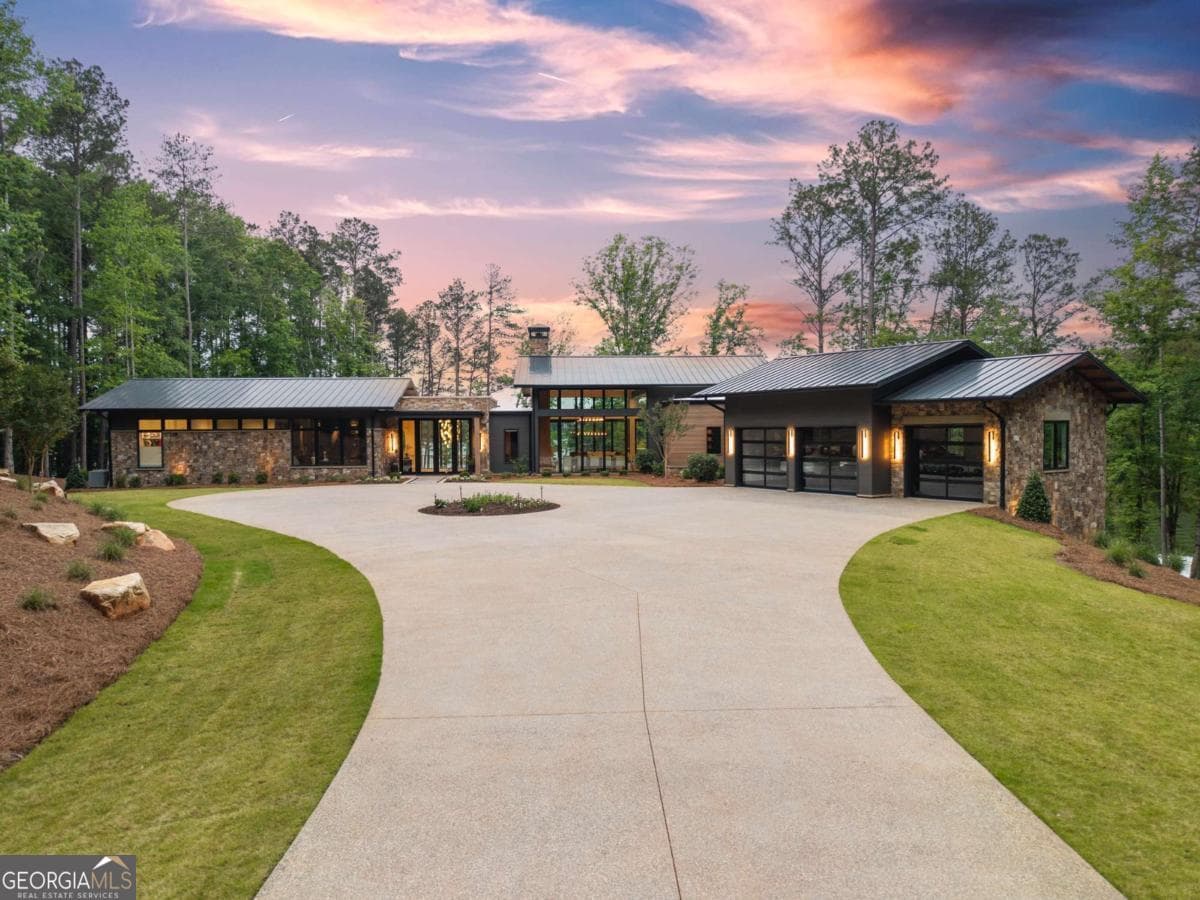 5 bedroom, 7 bathroom, 7,000 sq ft single family residence sold at 3655 Hatcher's Run, Greensboro, GA 30642