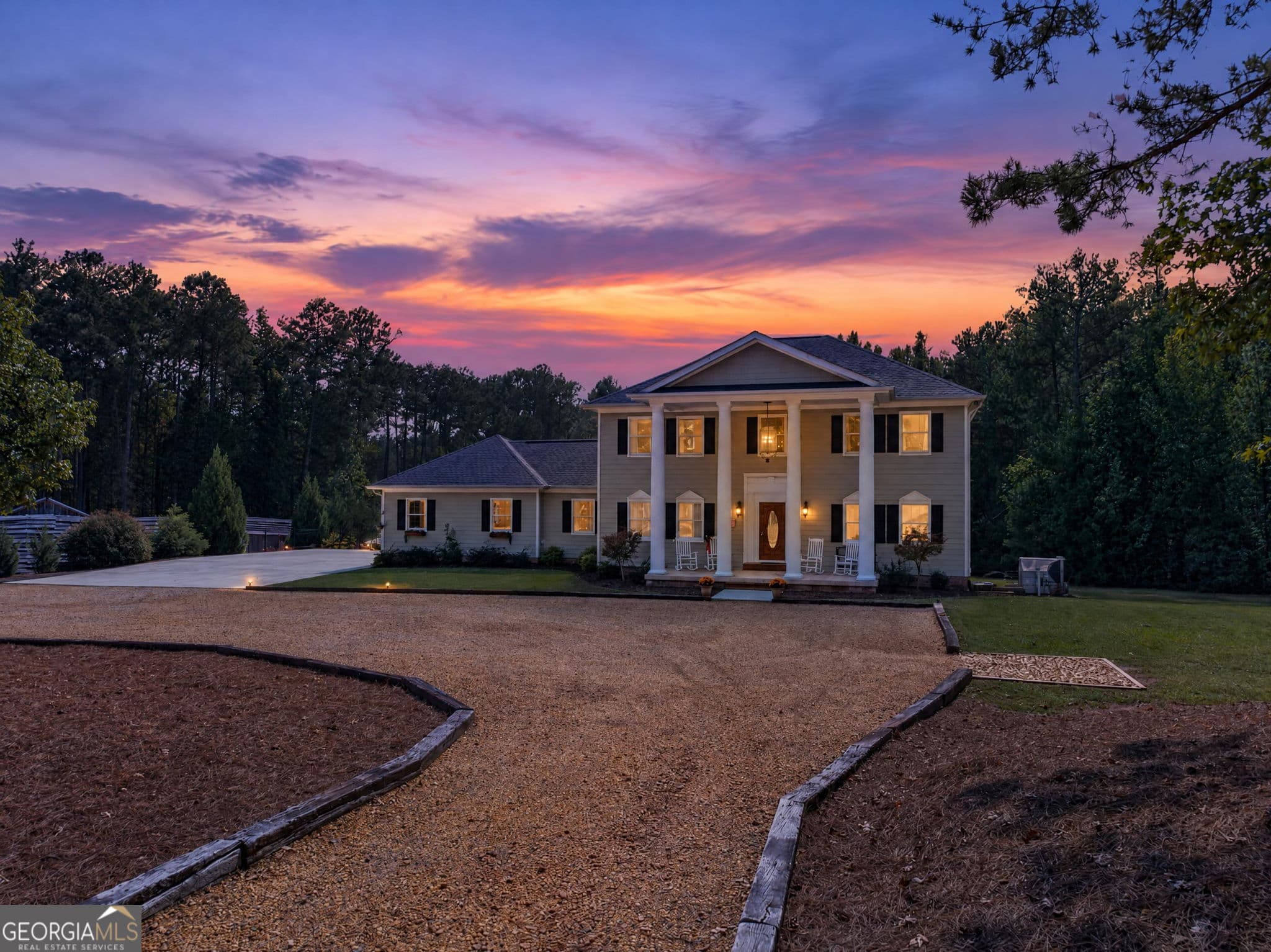 5 bedroom, 2.5 bathroom, 3,134 sq ft single family residence for sale at 5705 Gordon Road, Senoia, GA 30276 — photo 2