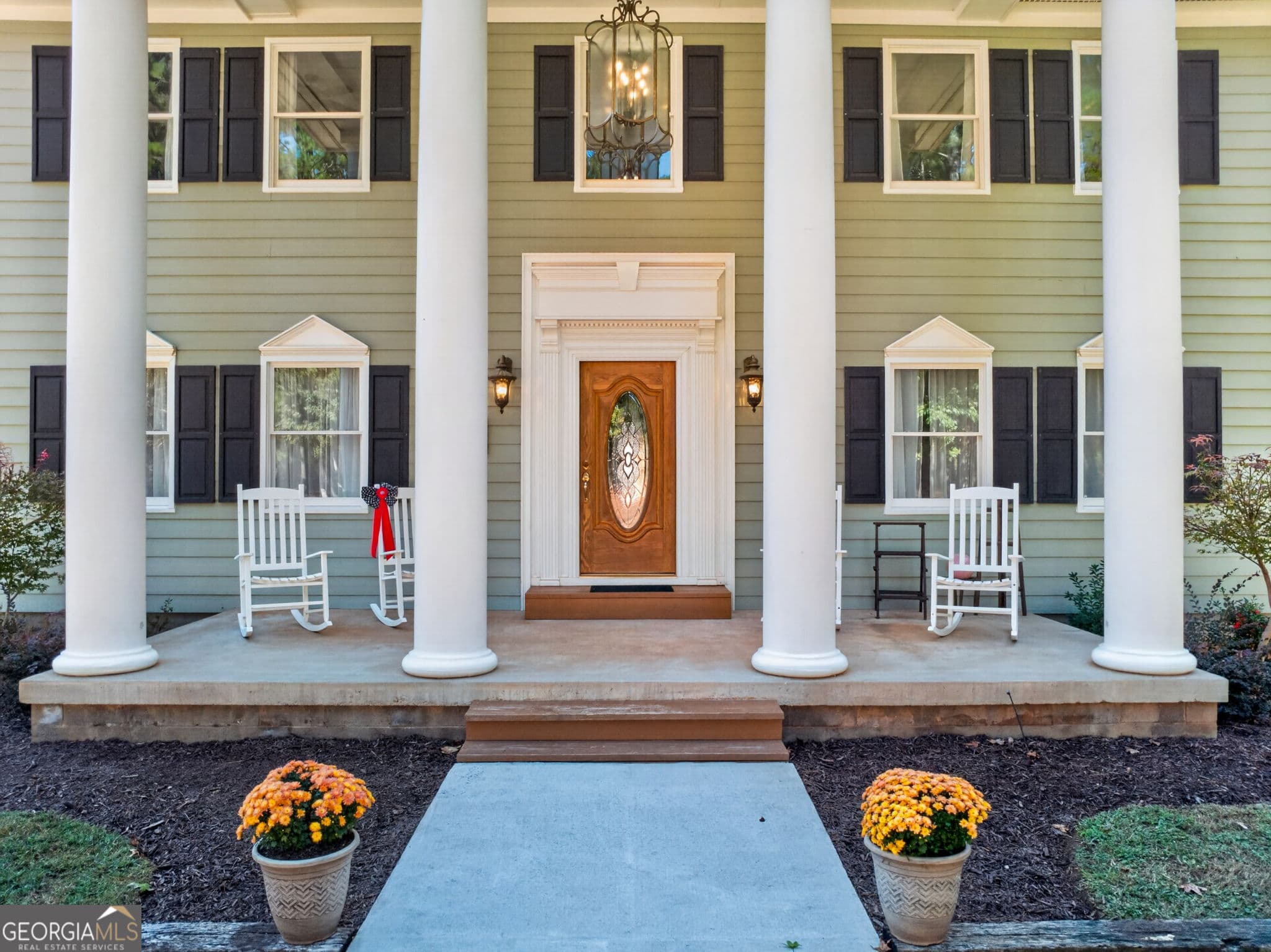 5 bedroom, 2.5 bathroom, 3,134 sq ft single family residence for sale at 5705 Gordon Road, Senoia, GA 30276 — photo 6