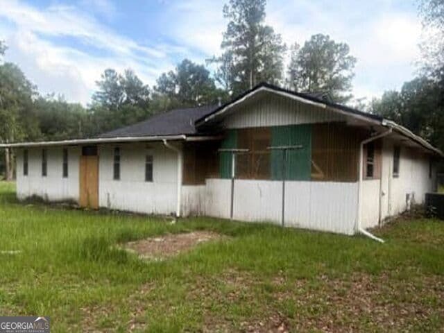3 bedroom, 2 bathroom, 2,390 sq ft single family residence for sale at 65 Fleming Drive, Baxley, GA 31513 — photo 3
