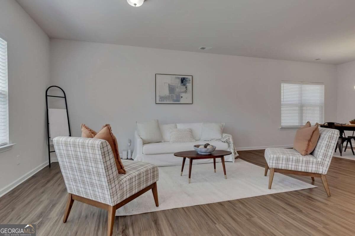 4 bedroom, 2.5 bathroom, 2,200 sq ft single family residence for rent at 350 Cranston Drive, Ball Ground, GA 30107 for $2,350 a month — photo 3