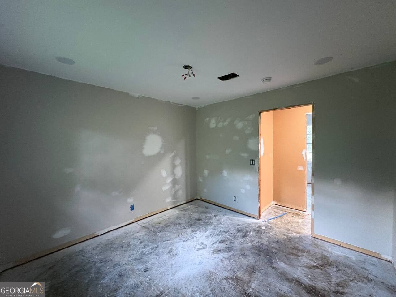 4 bedroom, 2 bathroom, 1,464 sq ft single family residence for sale at 2206 Formosa Circle, Brunswick, GA 31520 — photo 10
