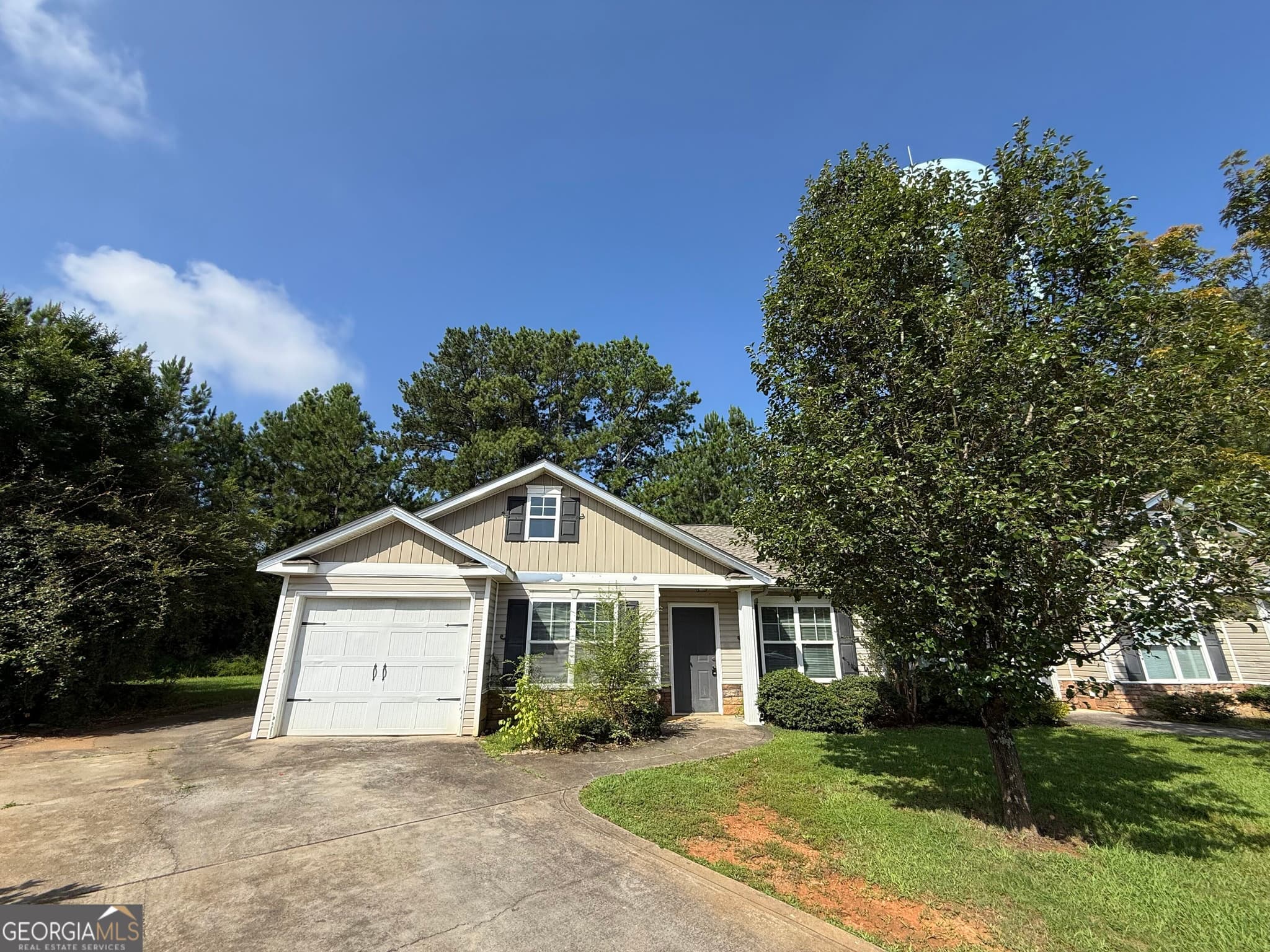 3 bedroom, 2 bathroom, 1,197 sq ft duplex for rent at 12 Chesney Drive, Rome, GA 30165 for $1,500 a month