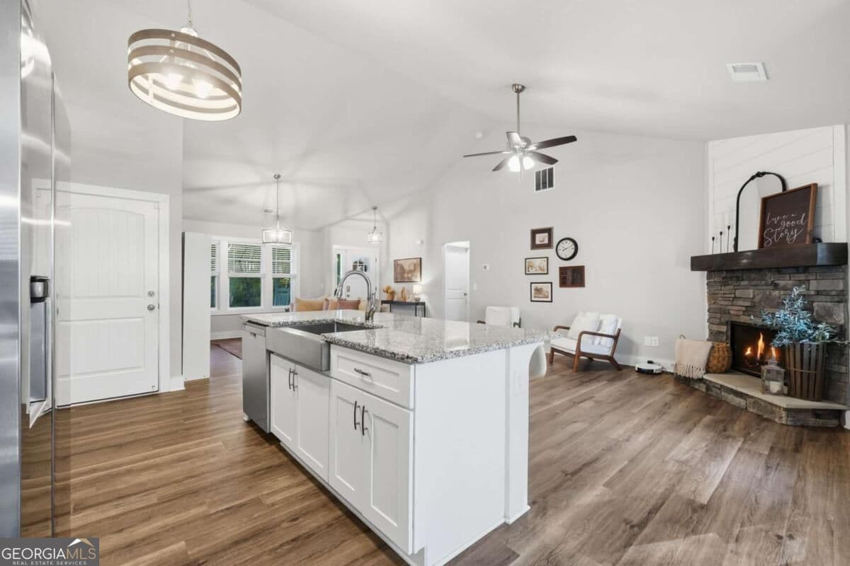 3 bedroom, 2 bathroom, 1,528 sq ft single family residence for sale at 94 Dove Street, Ball Ground, GA 30107 — photo 9
