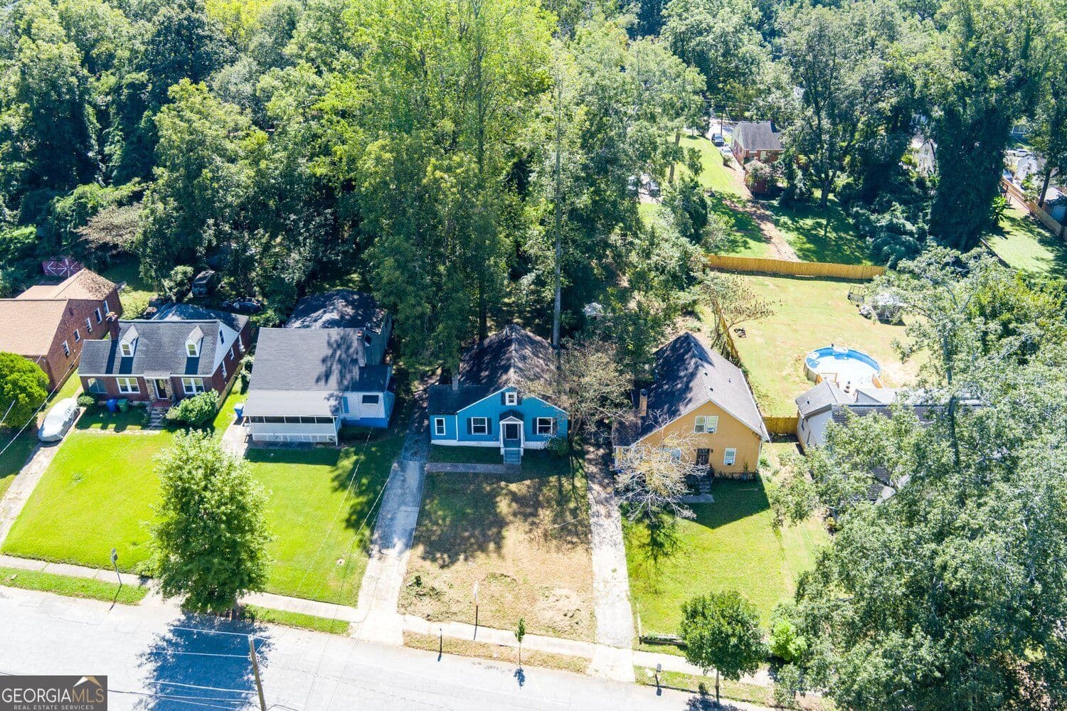 3 bedroom, 2.5 bathroom, 1,350 sq ft single family residence for sale at 1750 Westwood Avenue, Atlanta, GA 30310 — photo 5