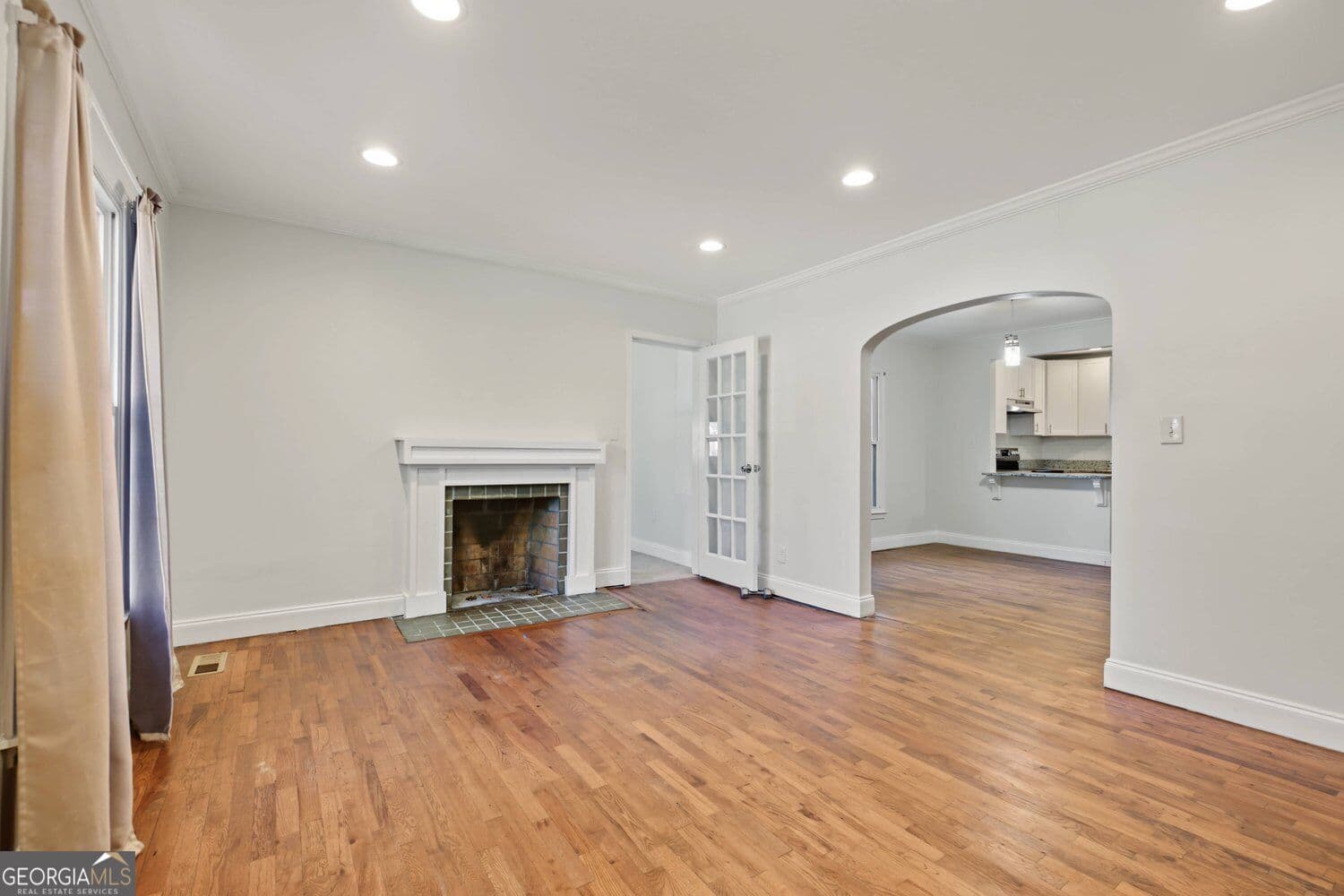 3 bedroom, 2.5 bathroom, 1,350 sq ft single family residence for sale at 1750 Westwood Avenue, Atlanta, GA 30310 — photo 8
