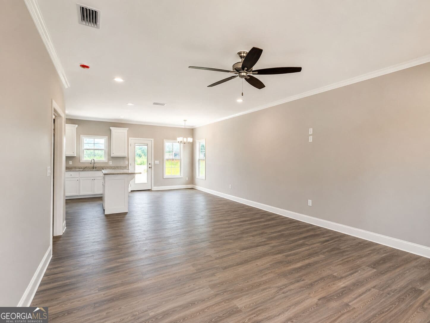 3 bedroom, 2 bathroom, 1,416 sq ft single family residence for sale at 4037 Colbie Way, Valdosta, GA 31605 — photo 6