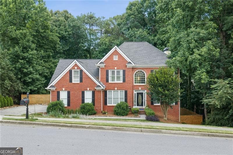 6 bedroom, 4 bathroom single family residence sold at 224 Lake Ruby Drive, Suwanee, GA 30024