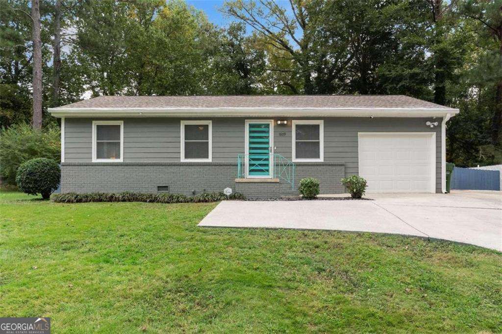 3 bedroom, 2 bathroom, 1,524 sq ft single family residence for sale at 1609 Bridgeport Drive, Atlanta, GA 30318 — photo 1 of 61