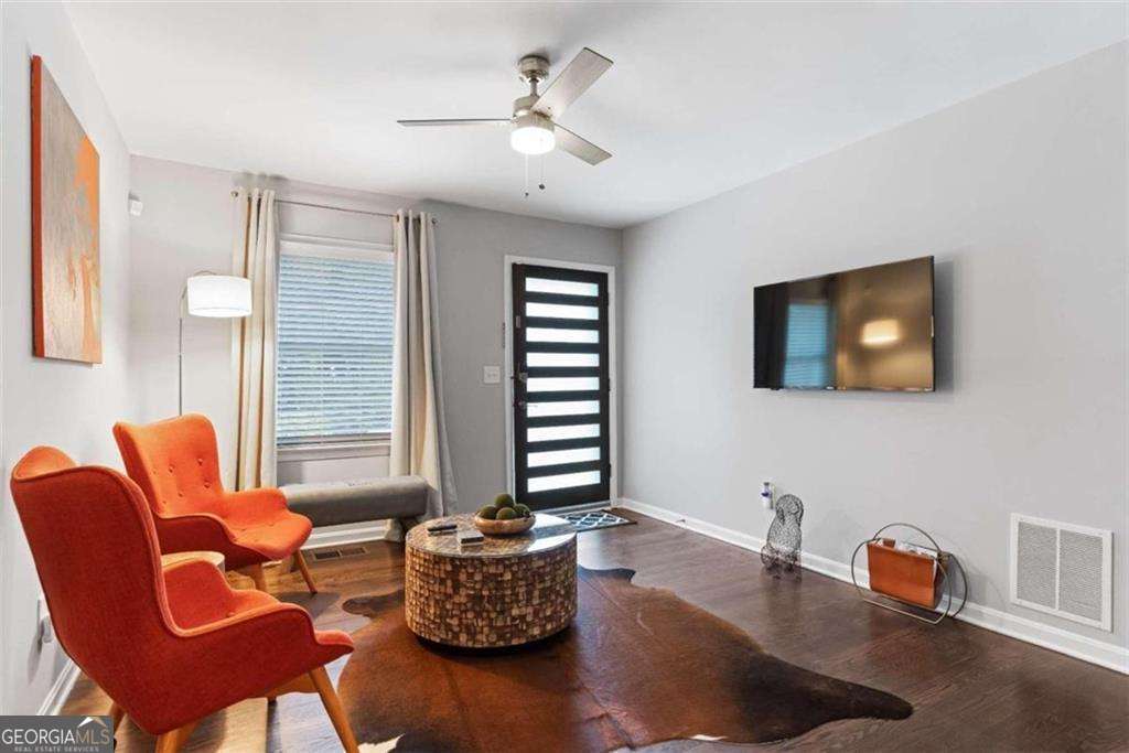 3 bedroom, 2 bathroom, 1,524 sq ft single family residence for sale at 1609 Bridgeport Drive, Atlanta, GA 30318 — photo 10