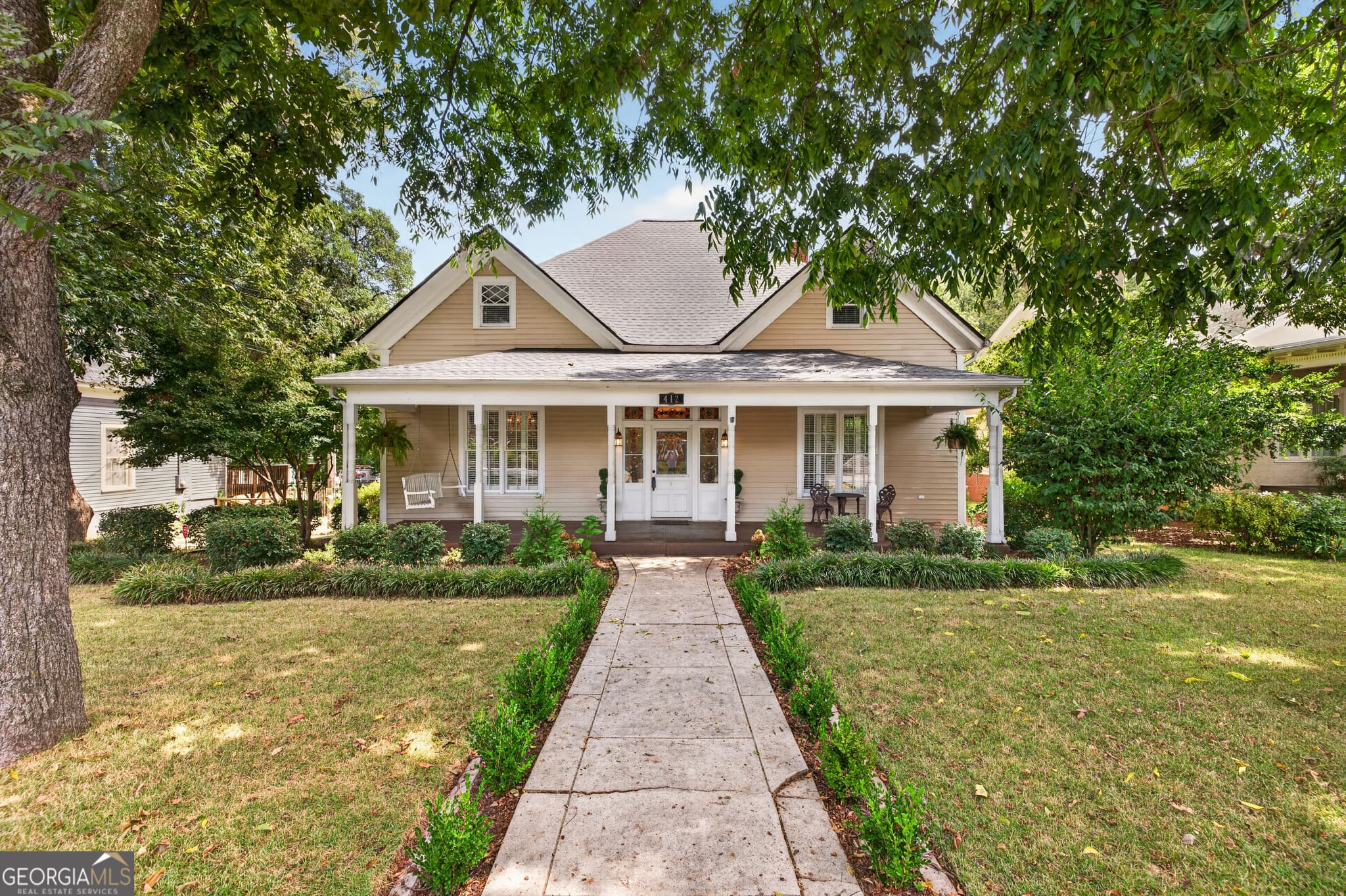 5 bedroom, 4.5 bathroom, 4,621 sq ft single family residence for sale at 412 College Street, Monticello, GA 31064 — photo 2