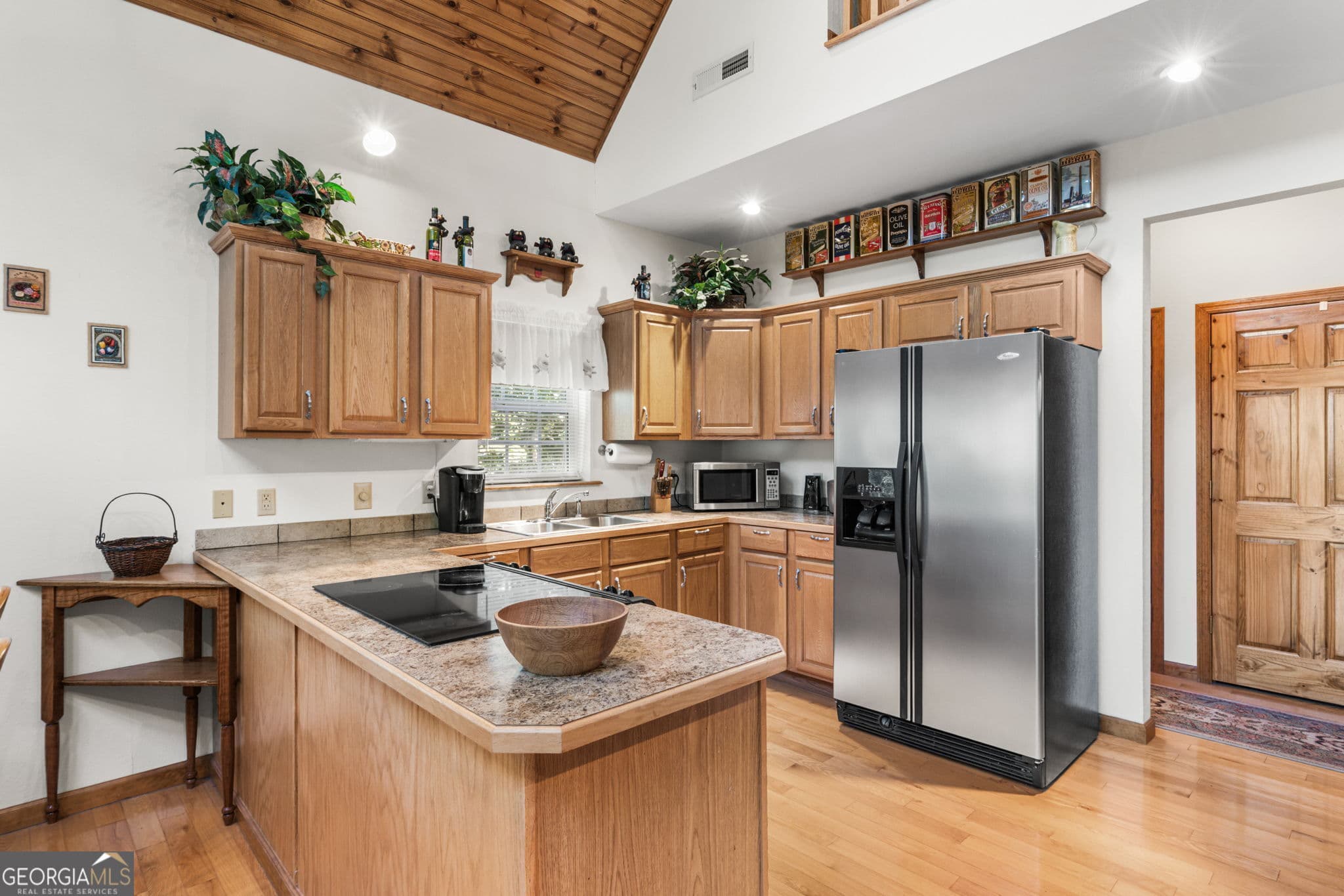 2 bedroom, 2.5 bathroom single family residence for sale at 228 Longview Drive, Hayesville, NC 28904 — photo 8