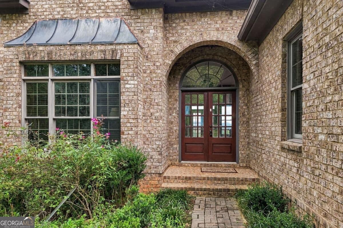 4 bedroom, 4.5 bathroom single family residence for sale at 100 Foxpaw Leaf Court, Ellijay, GA 30536 — photo 2