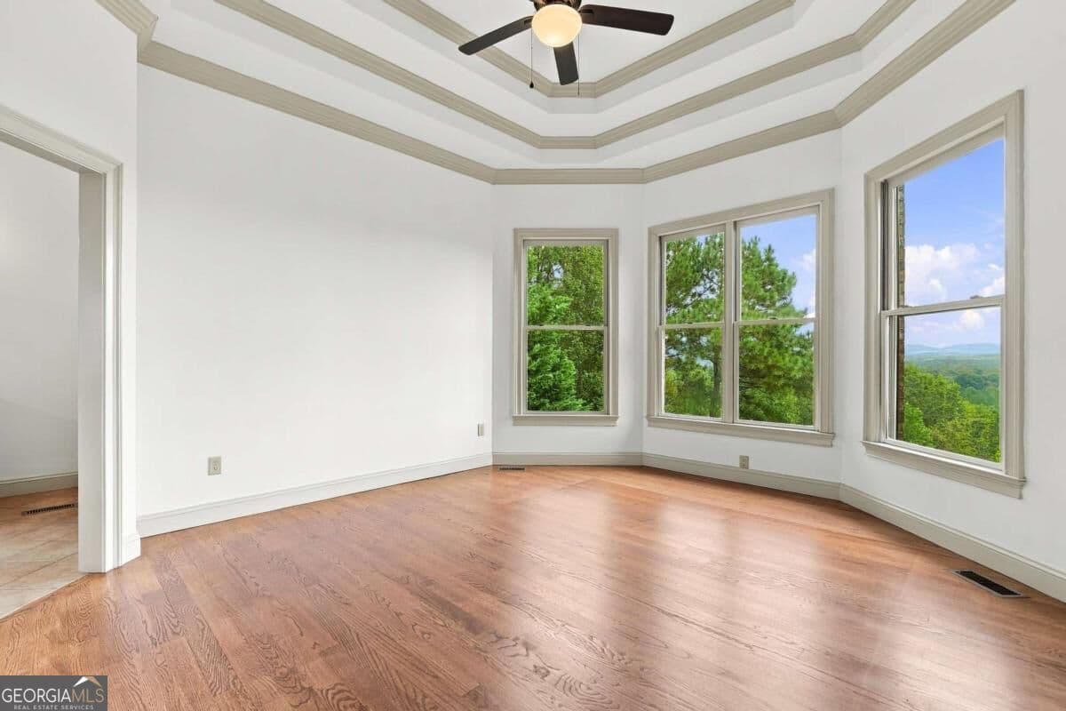 4 bedroom, 4.5 bathroom single family residence for sale at 100 Foxpaw Leaf Court, Ellijay, GA 30536 — photo 5