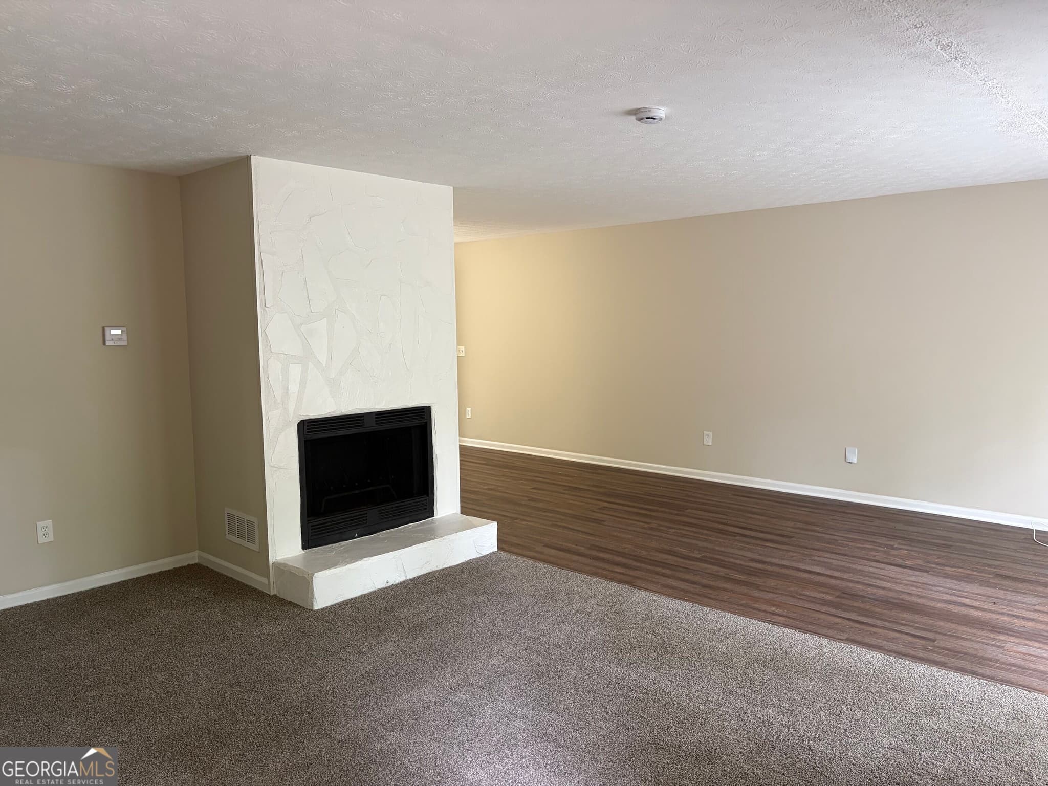 4 bedroom, 2 bathroom, 1,746 sq ft single family residence for sale at 99 Wilson Circle, Newnan, GA 30263 — photo 4