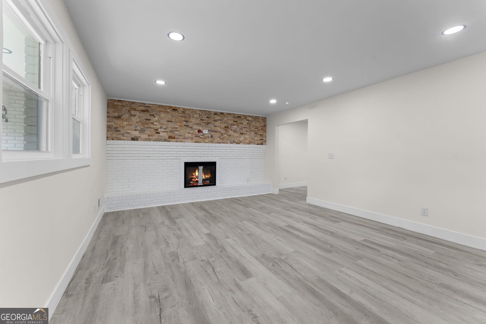 6 bedroom, 3 bathroom, 2,592 sq ft single family residence for sale at 504 Ashby Way, Warner Robins, GA 31088 — photo 9