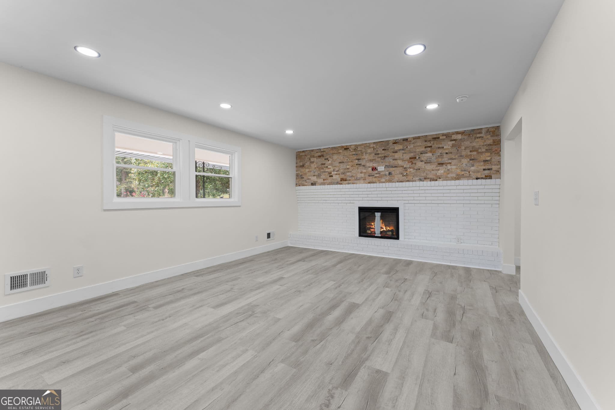 6 bedroom, 3 bathroom, 2,592 sq ft single family residence for sale at 504 Ashby Way, Warner Robins, GA 31088 — photo 10